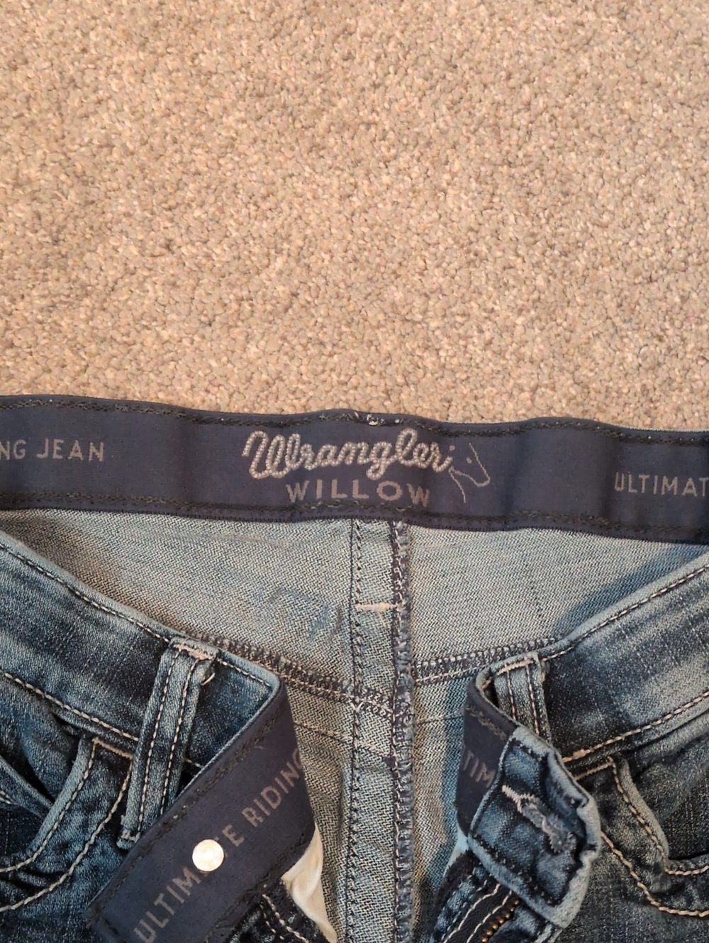 Wrangler Willow Women's Blue Wash Relaxed Jeans